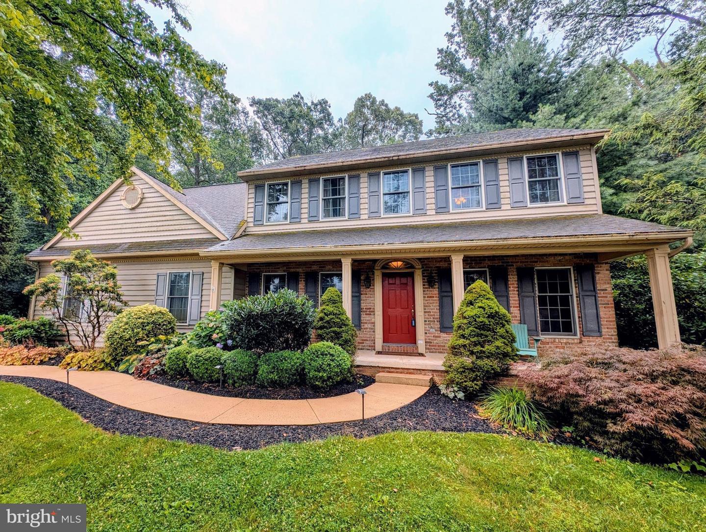 891 N Maple Street  Ephrata PA 17522 photo