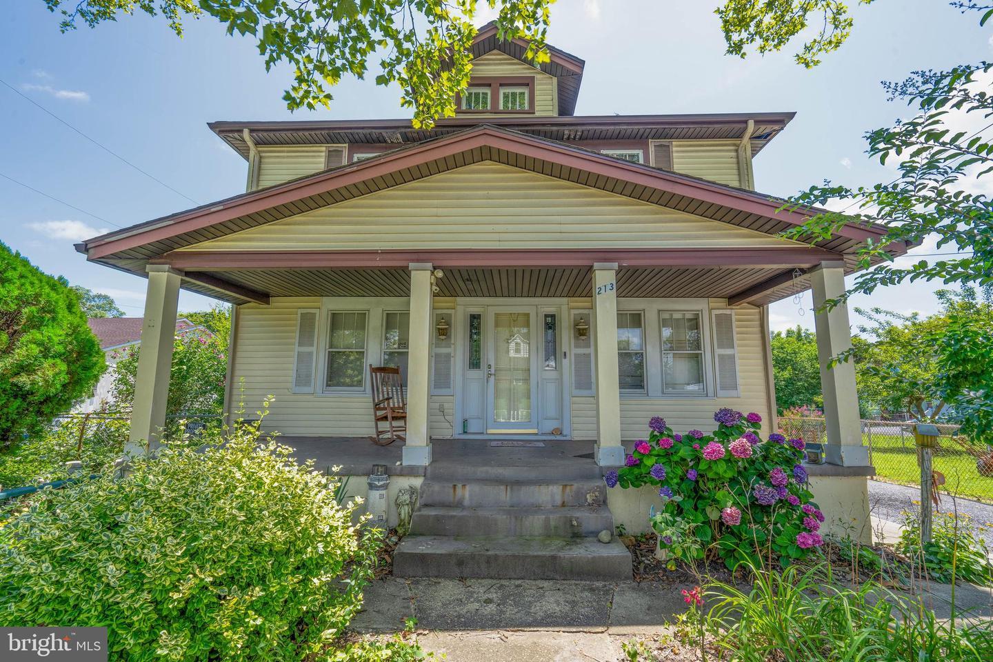 Property Photo: 213 W Quince Street NJ 08360