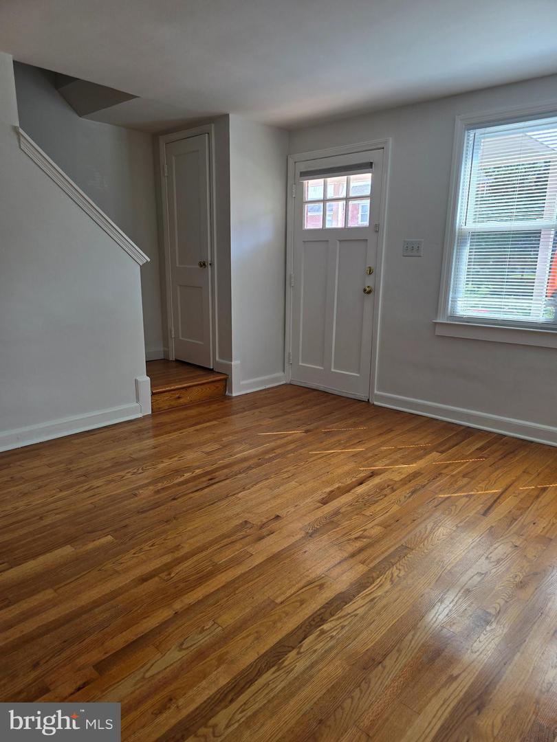 Property Photo: 1046 Rockhill Avenue MD 21229