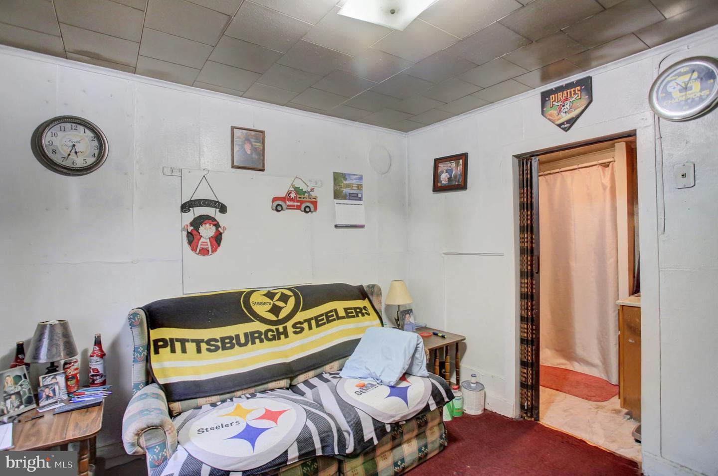 Property Photo: 162-164 N Allison Street PA 17225