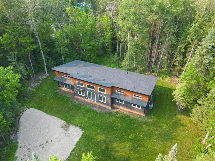 Property Photo: 19 Fairway Drive MB R0E 1A0