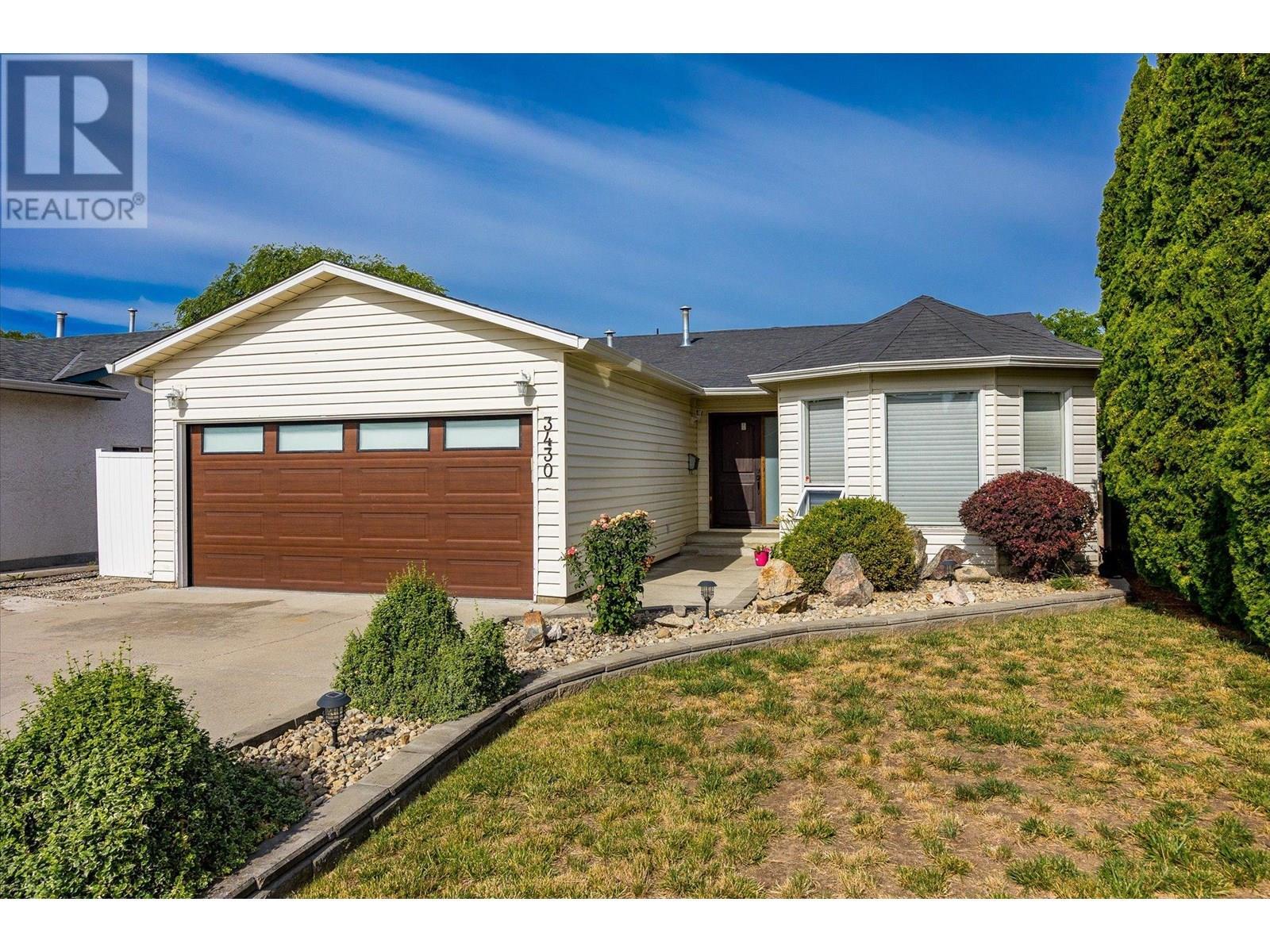 3430 Silverberry Road  Kelowna BC V1W 3V5 photo
