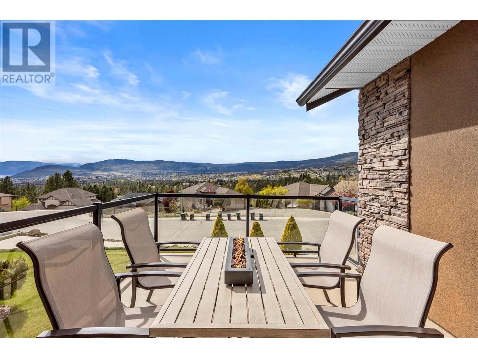 Photo de la propriété:  1584 Merlot Drive  BC V1Y 6G1 