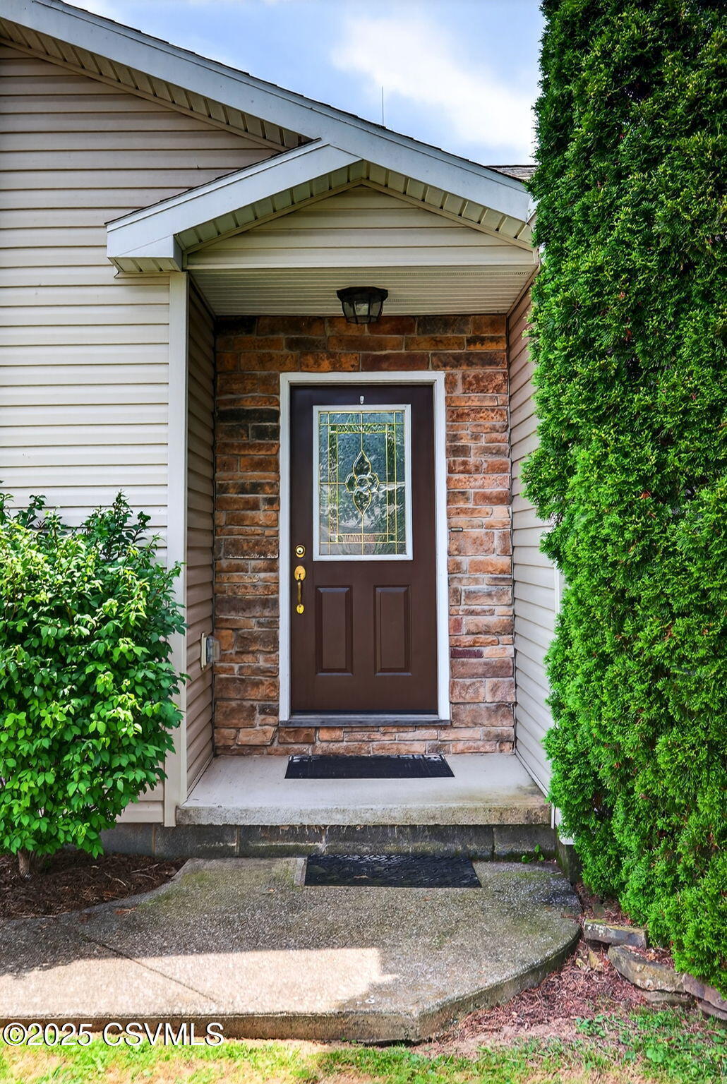 Property Photo: 139 Ivy Lane PA 17821