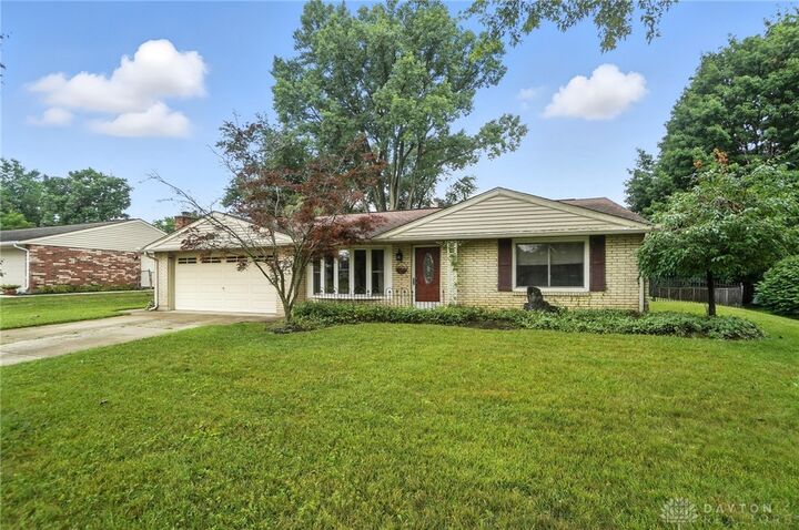 Property Photo:  2151 Plantation Trail  OH 45305 