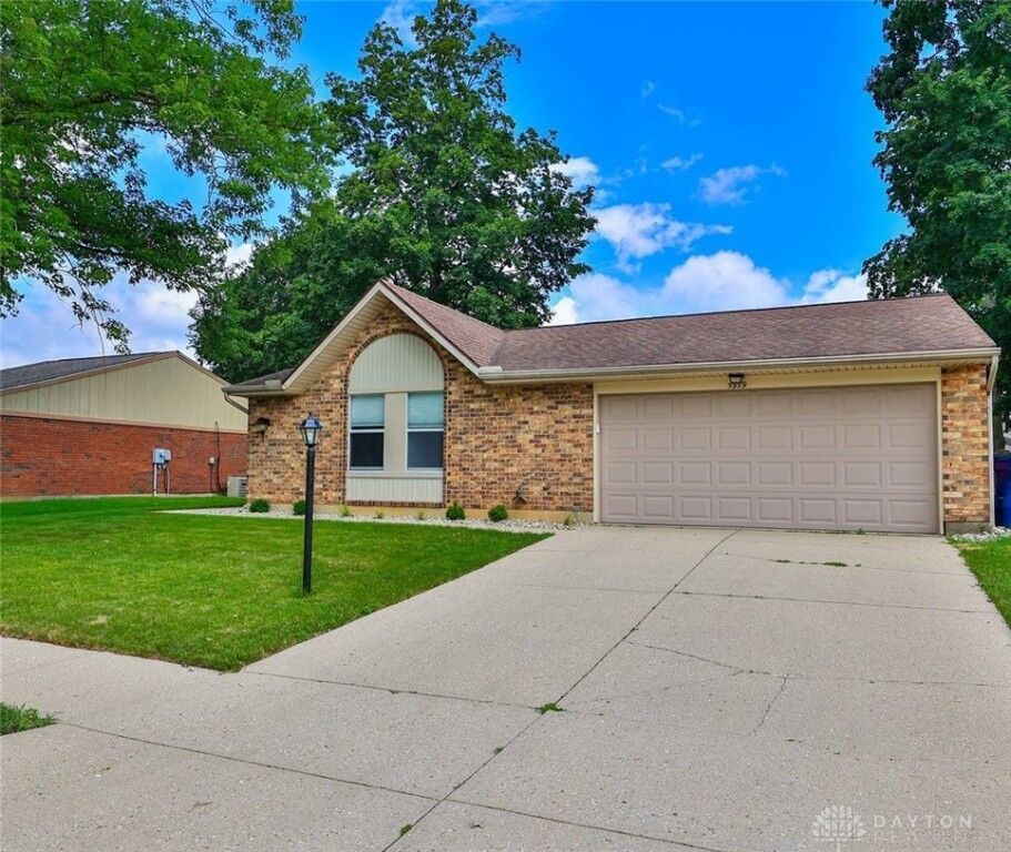 Property Photo: 5979 Timbergate Trail OH 45424