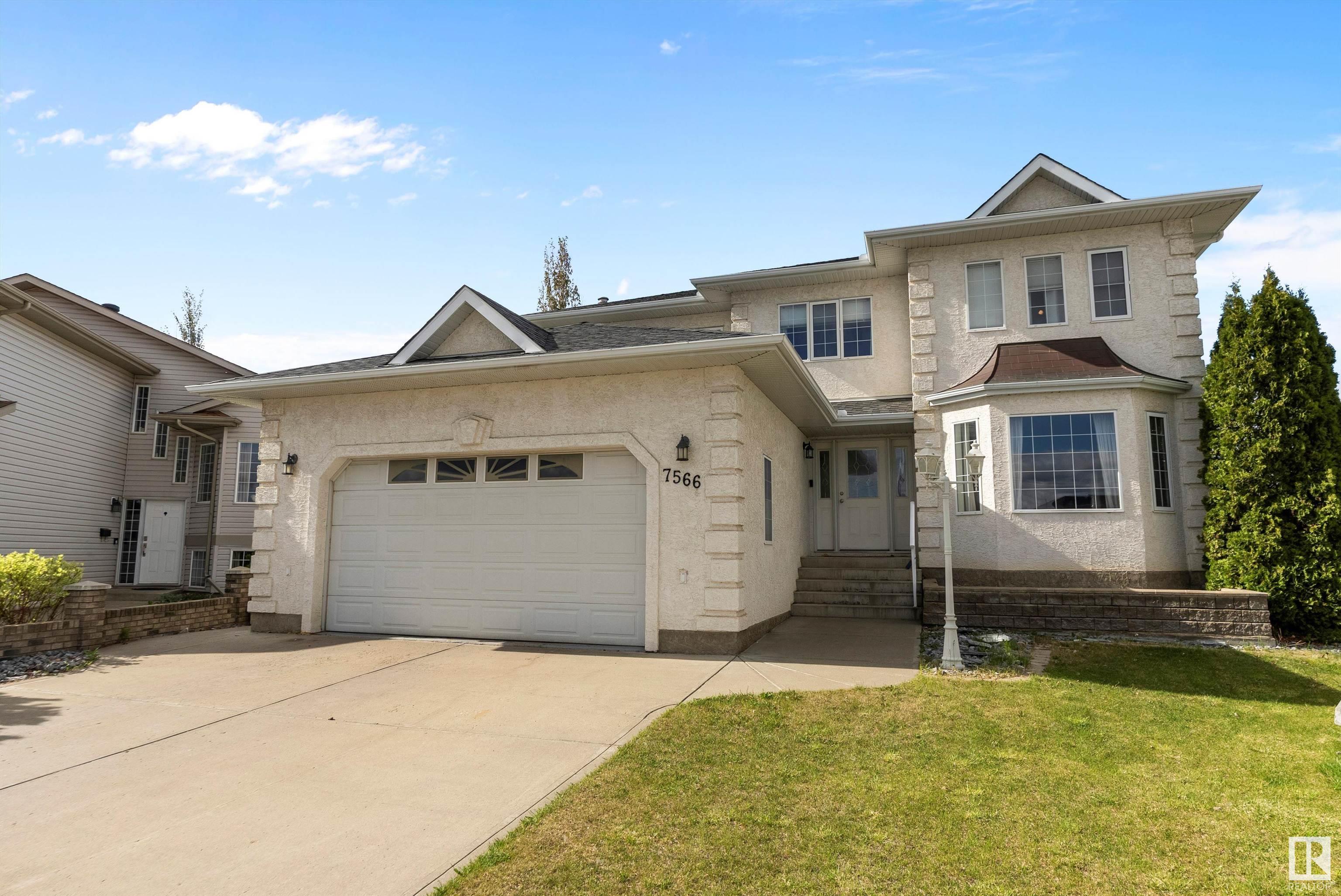 7566 165A Avenue NW  Edmonton AB T5Z 3P9 photo