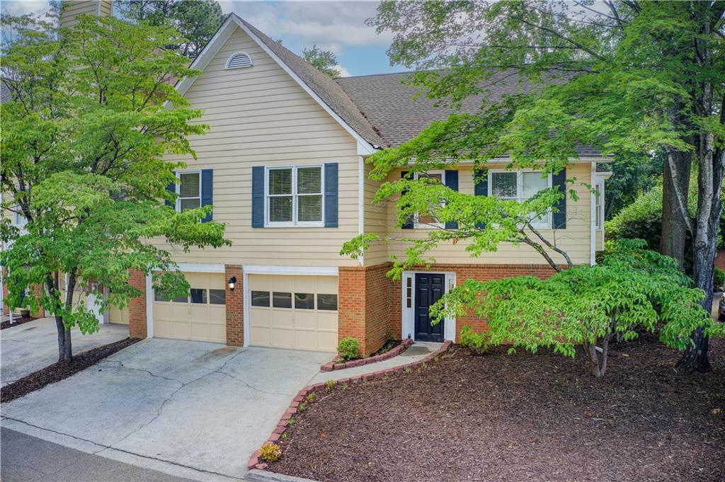 Property Photo:  3 S Riversong Lane  GA 30022 