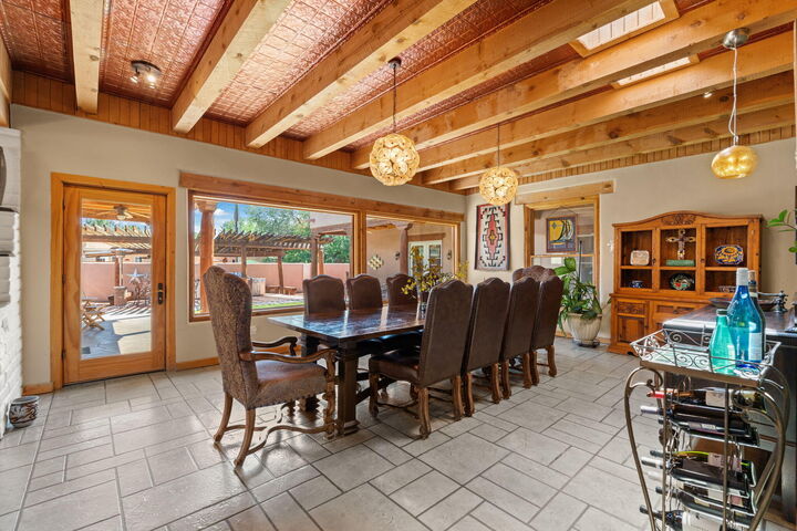 704 Tyler Road NW  Los Ranchos NM 87107 photo