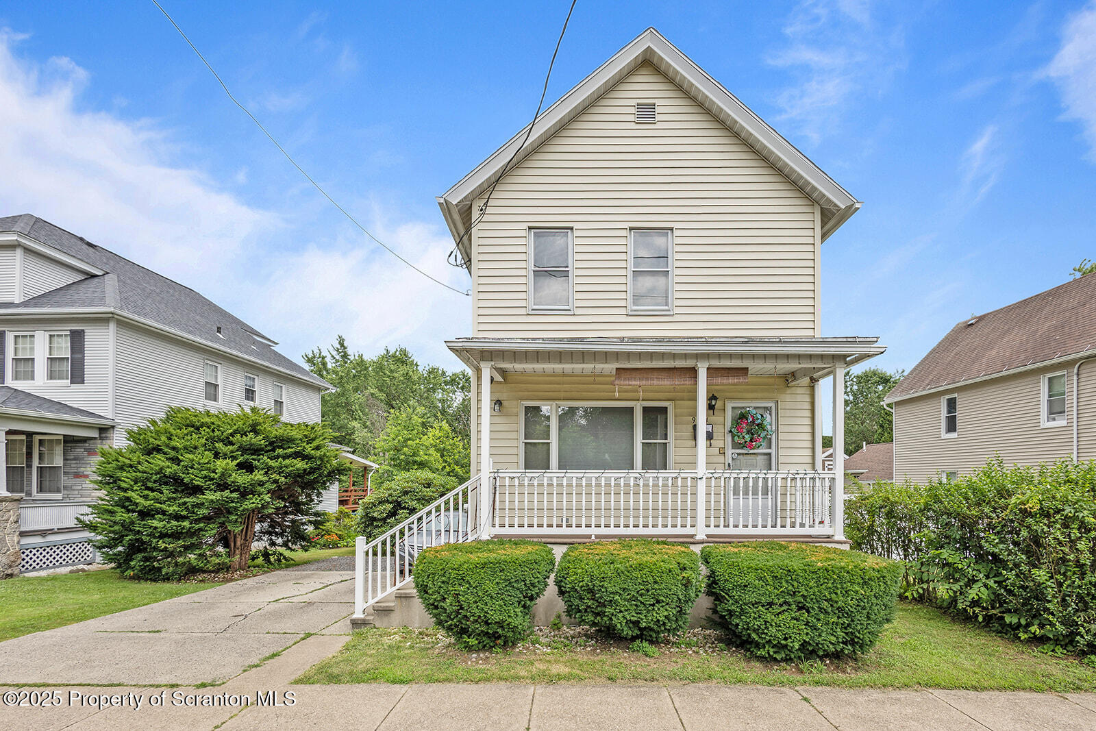 Property Photo: 934 W Market Street PA 18508
