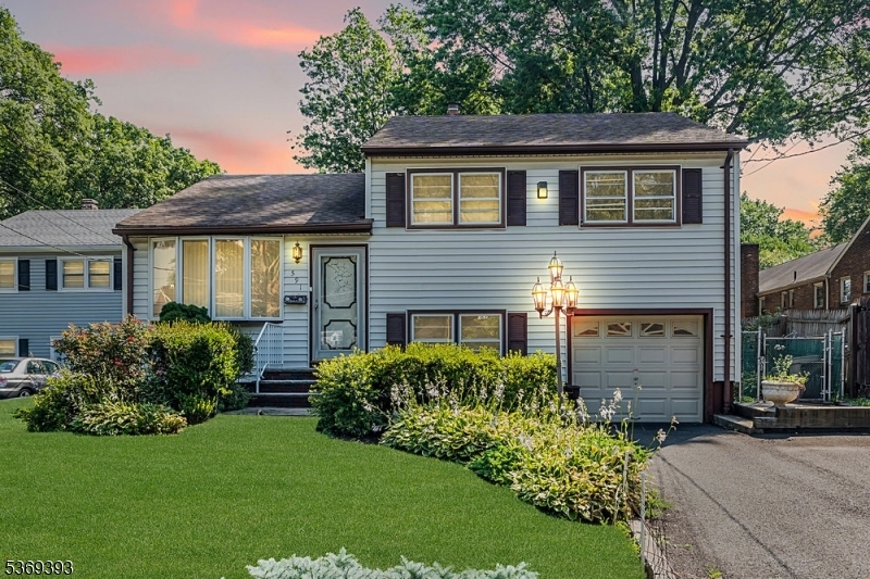 591 Linden Ave  Rahway City NJ 07065 photo