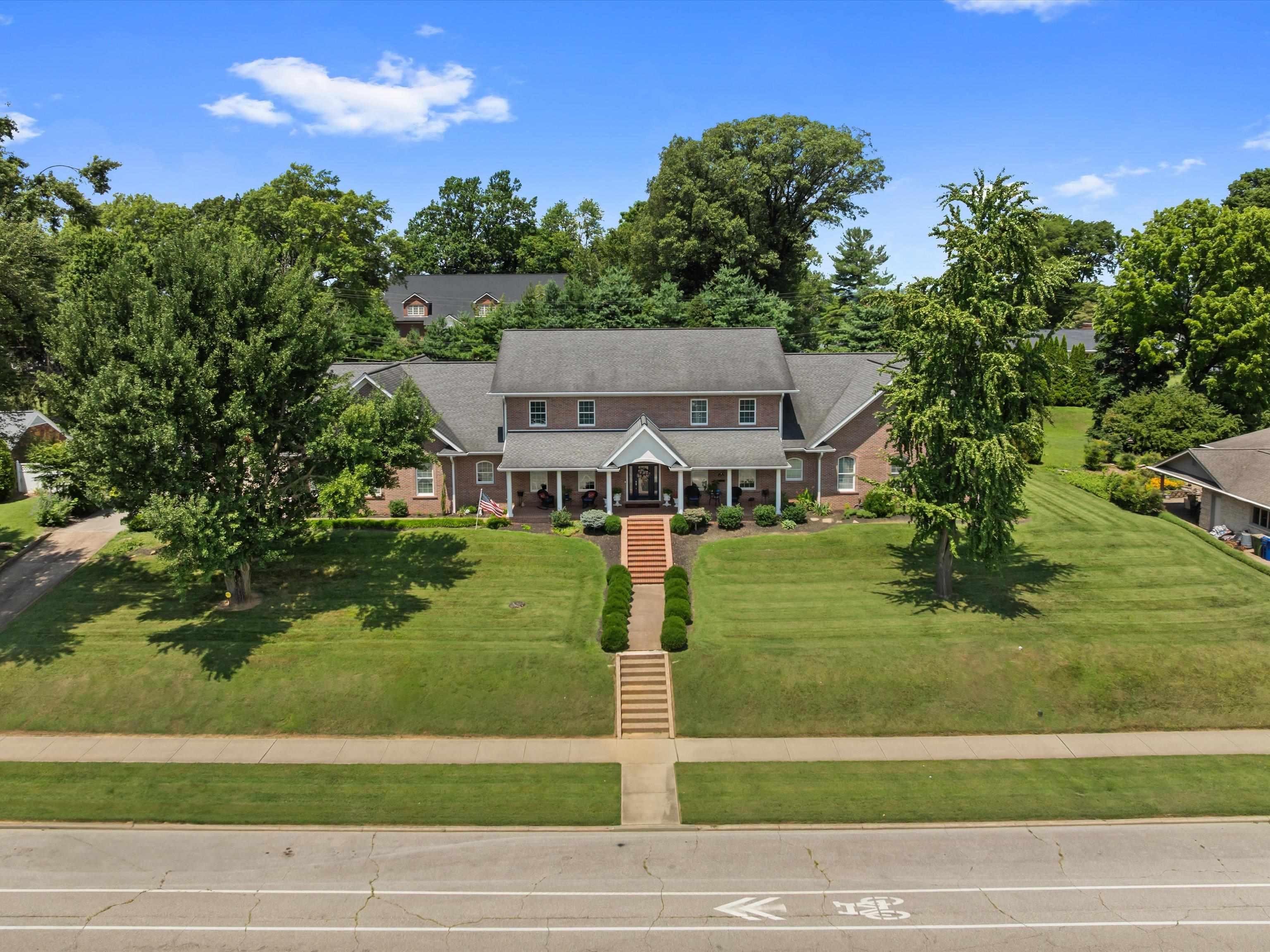 Property Photo: 1021 N Main St. KY 42420