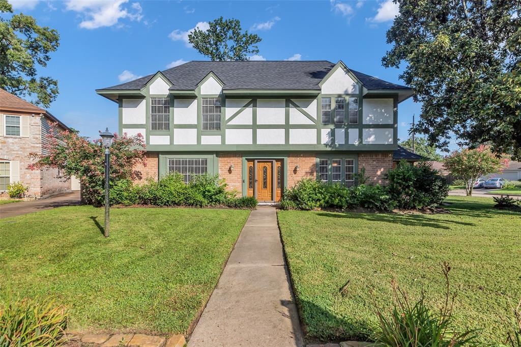 Property Photo: 25511 Yellow Pine Circle TX 77380