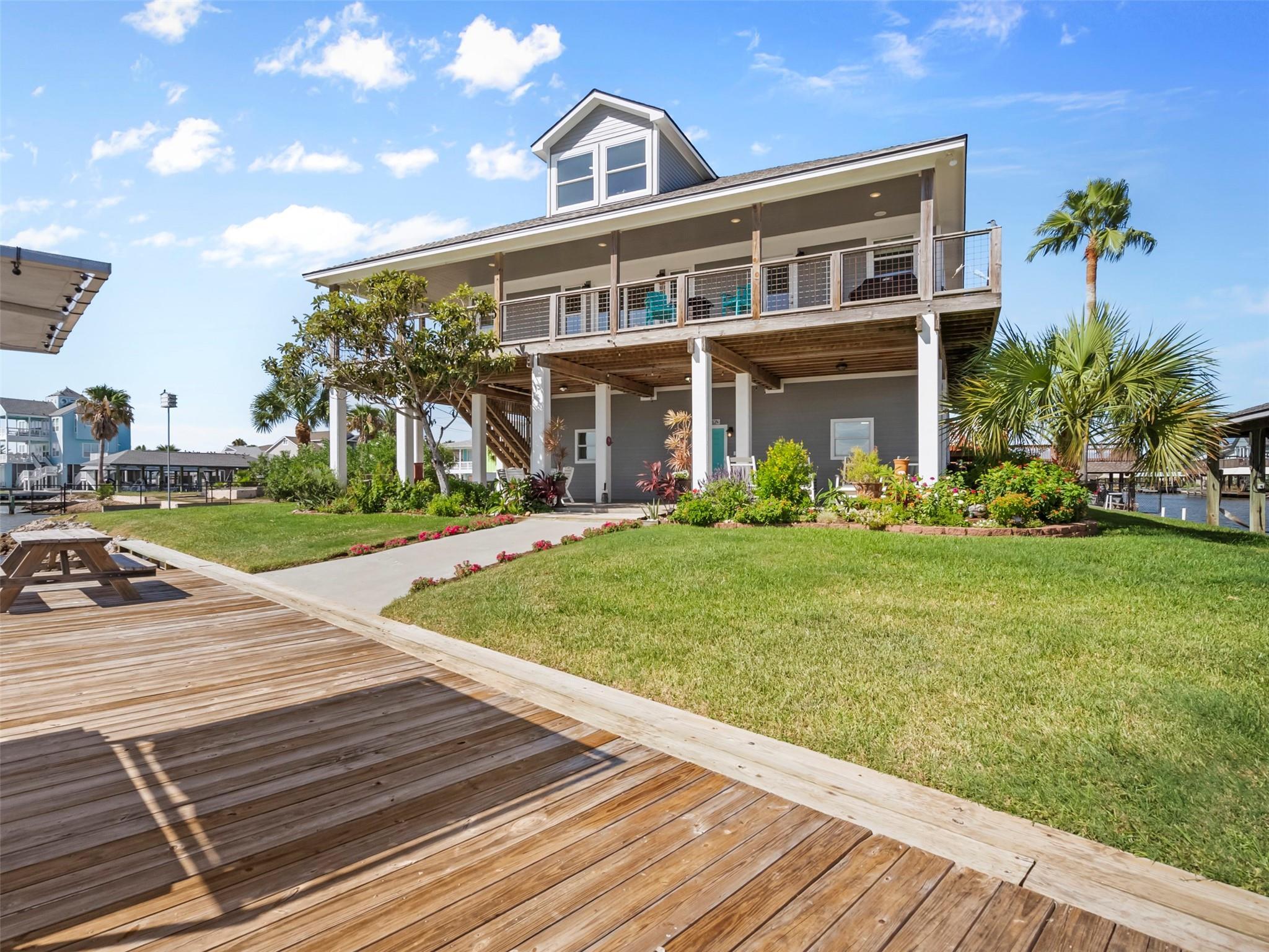 Property Photo: 160 Tarpon Street TX 77563
