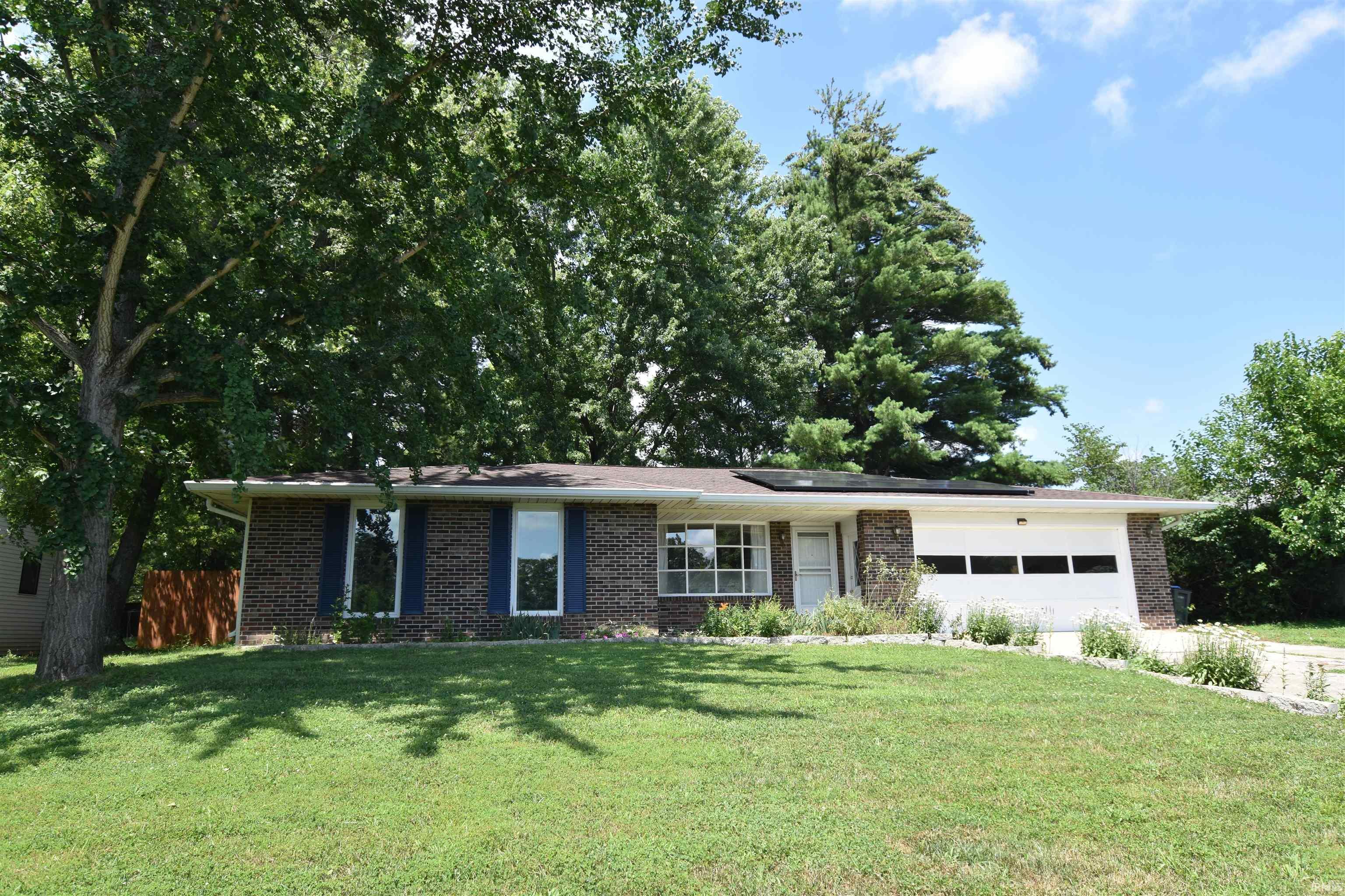 1423 E Bradshire Street  Bloomington IN 47401 photo