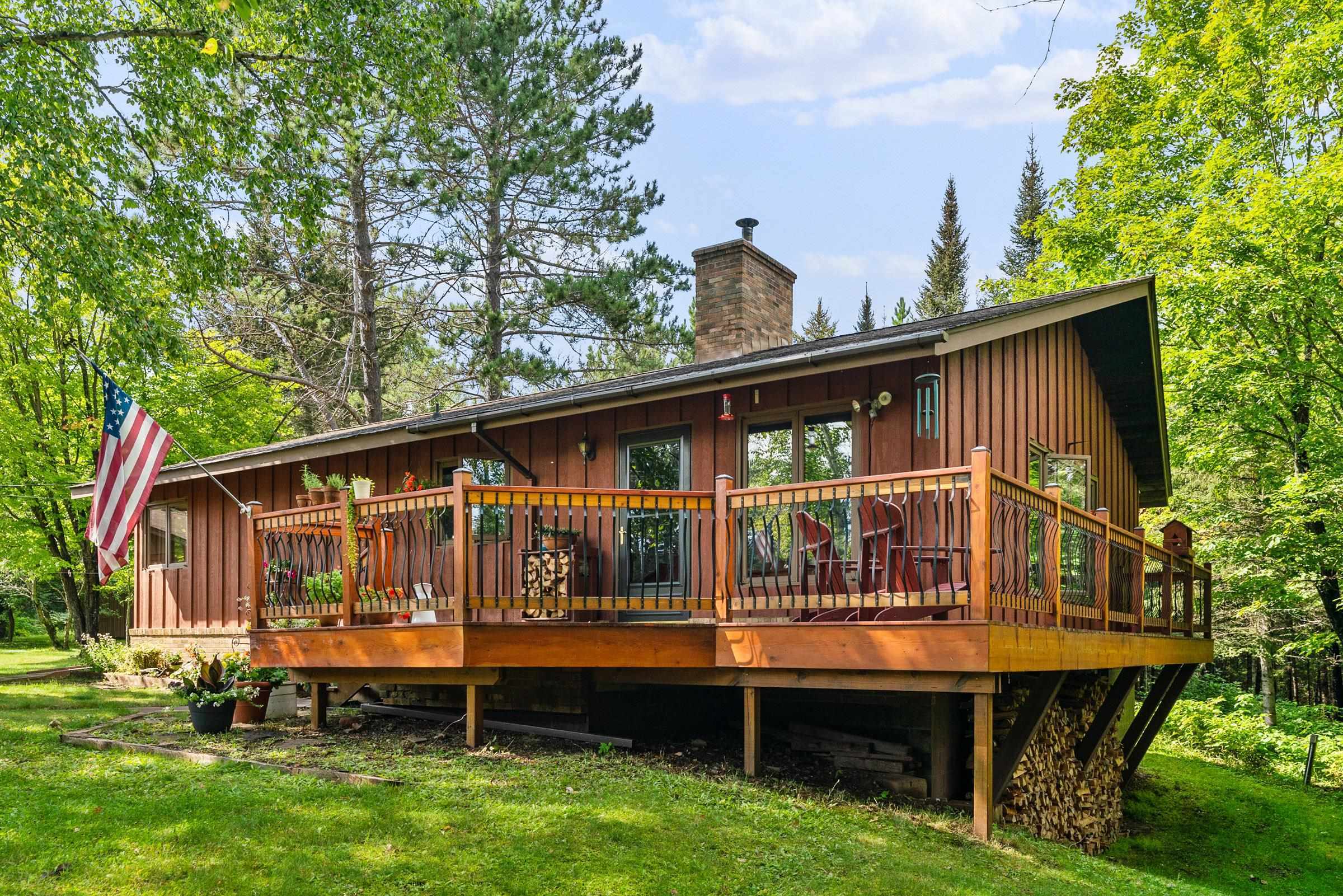 Property Photo:  723 County Rd 6  MN 55604 