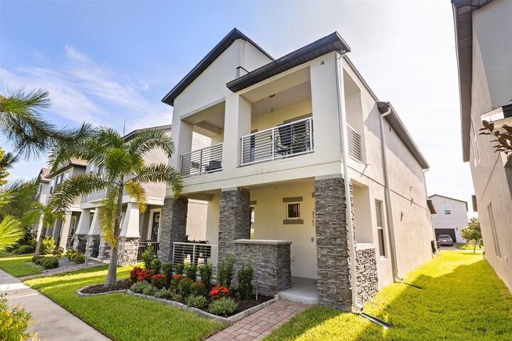 2163 White Feather Loop  Oakland FL 34787 photo
