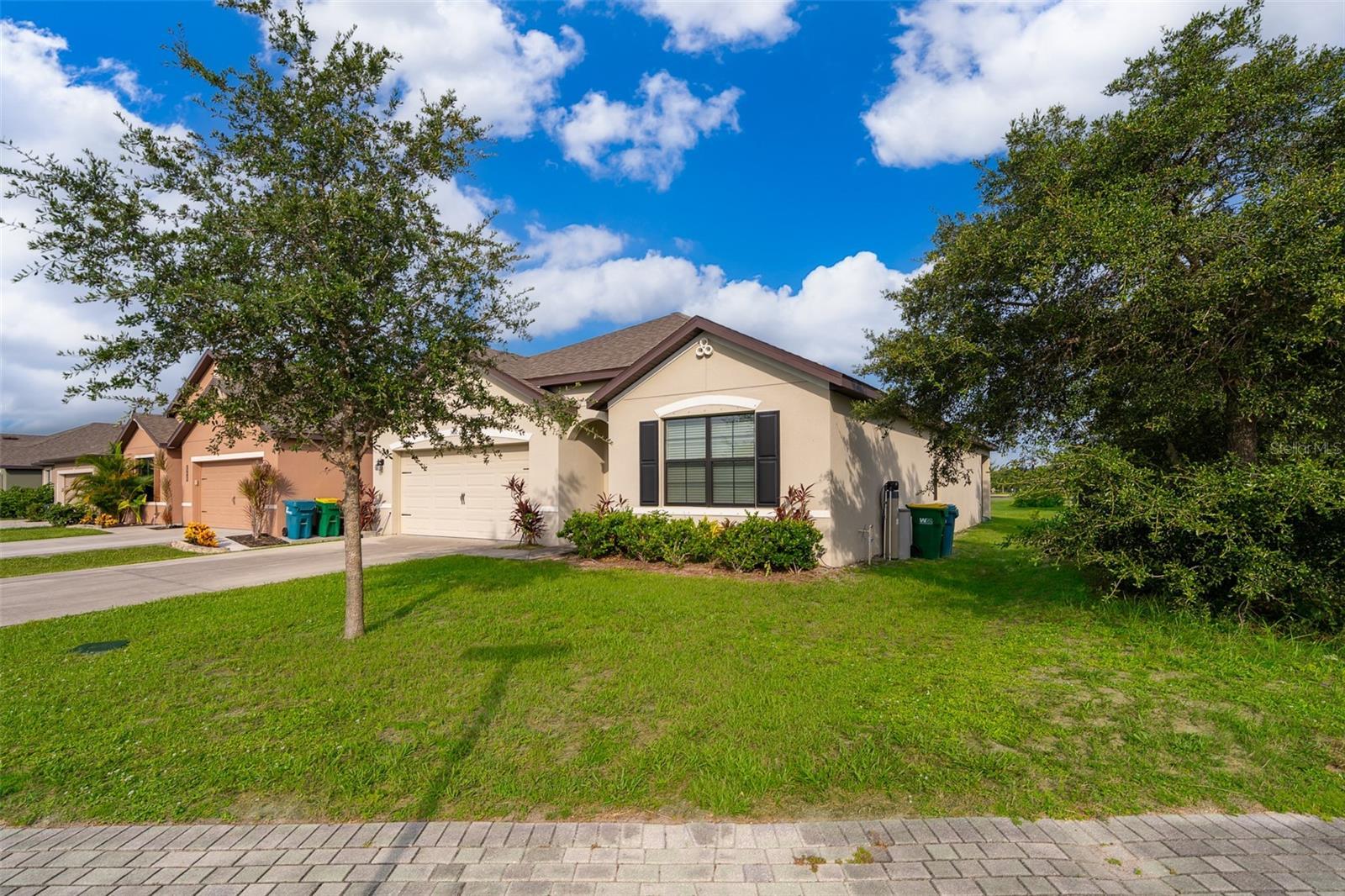 Property Photo: 3492 Indian River Parkway FL 32754