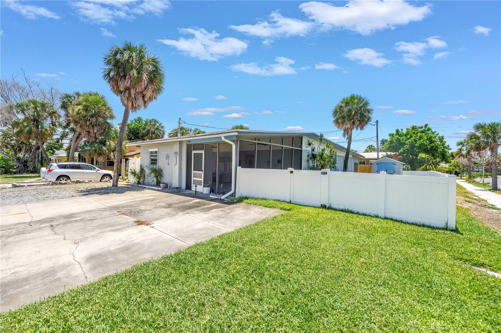Property Photo: 360 71st Avenue FL 33706