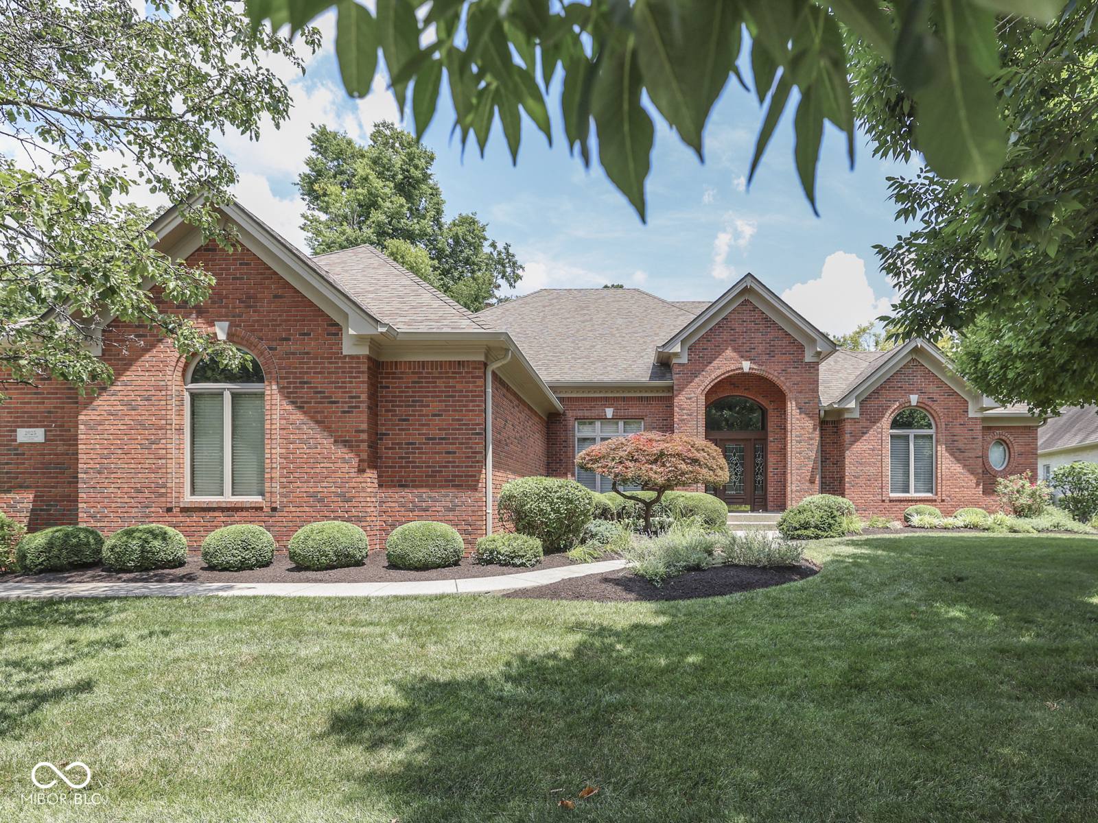 2025 Caledonian Court  Greenwood IN 46143 photo