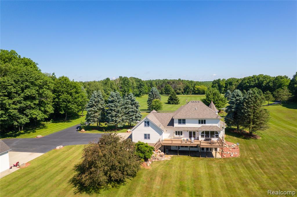 Property Photo:  6728 Bowers Road  MI 48444 8815 