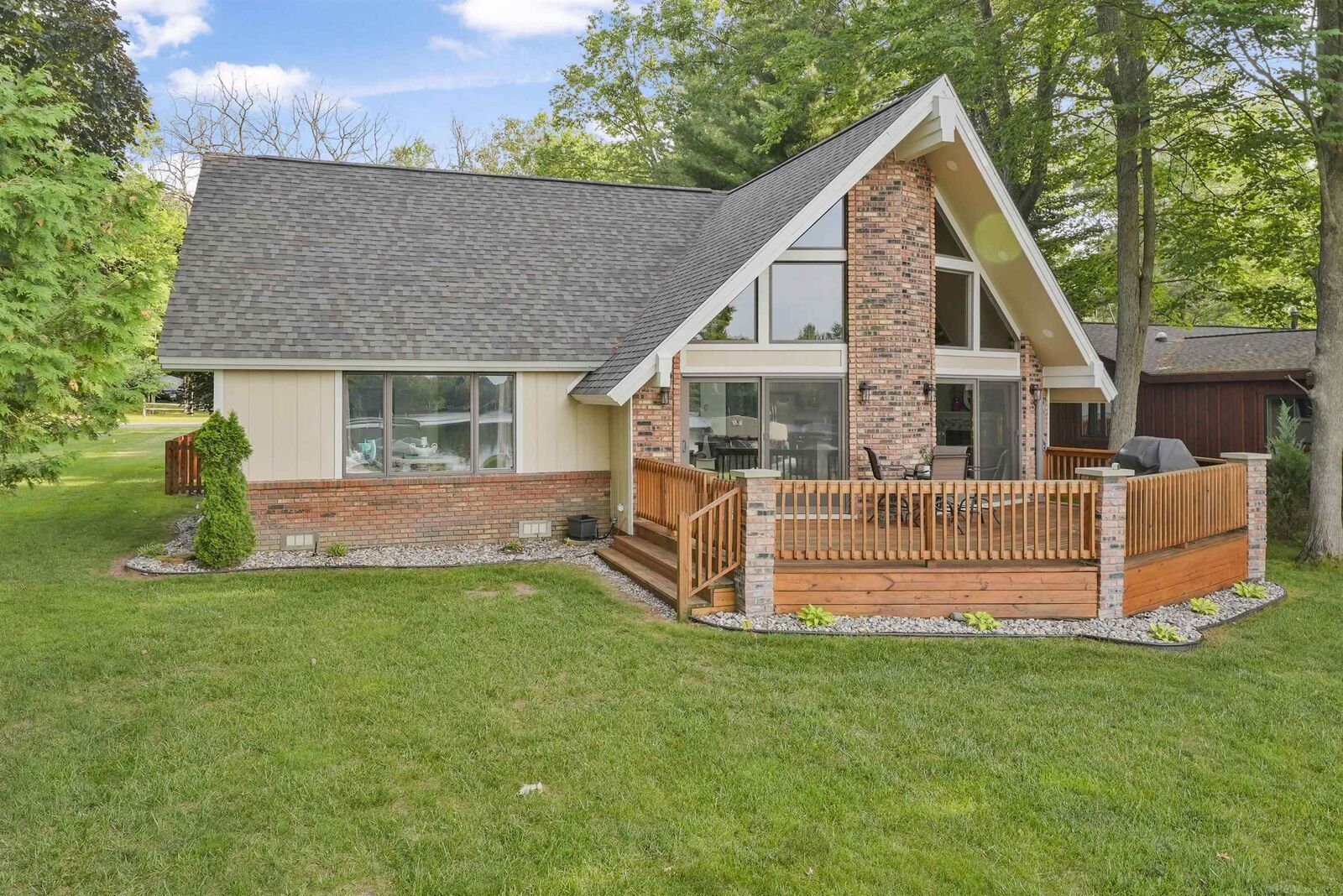 Property Photo:  250 Driftwood Circle Circle  MI 48651 