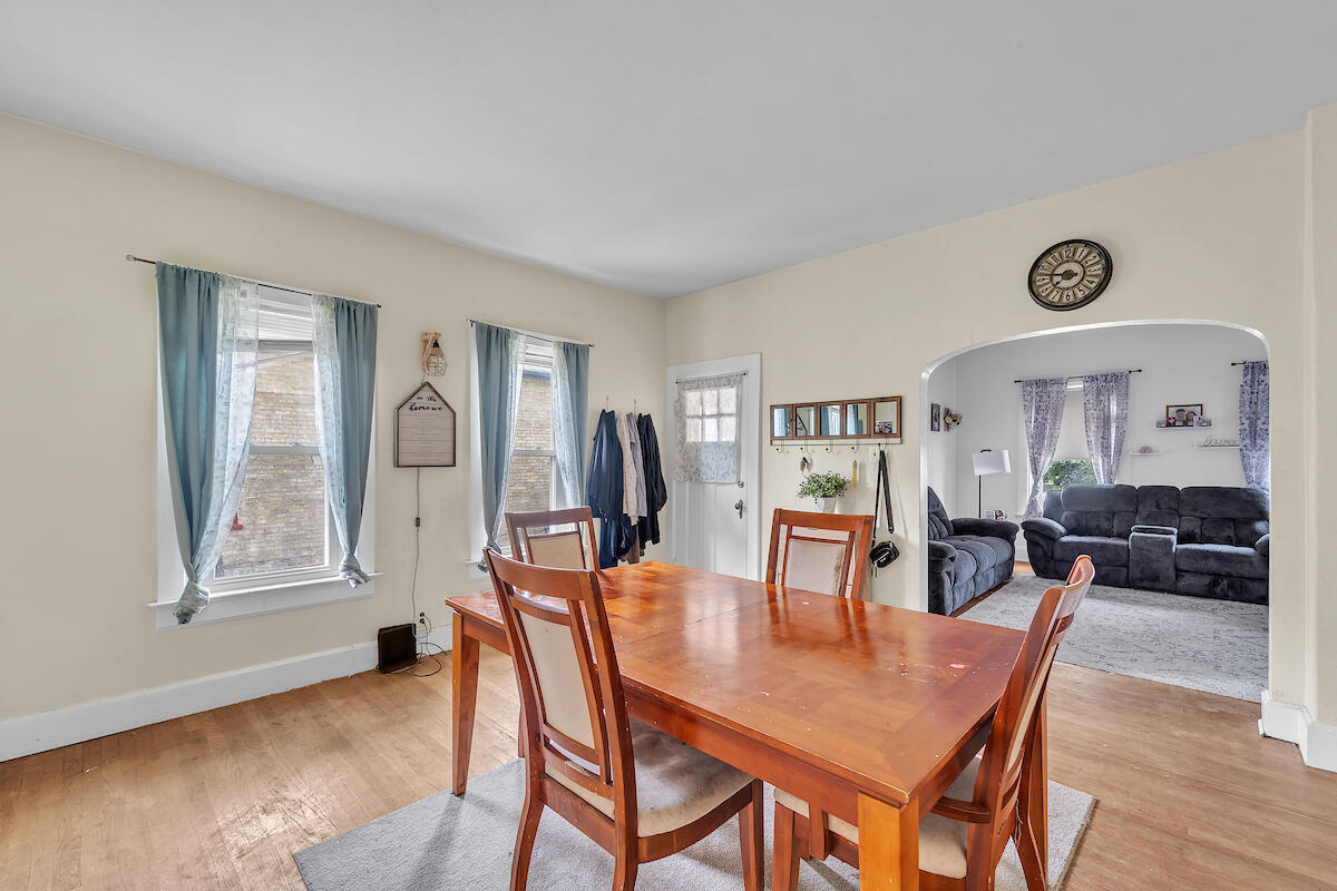 Property Photo: 2029 N Wisconsin St WI 53402