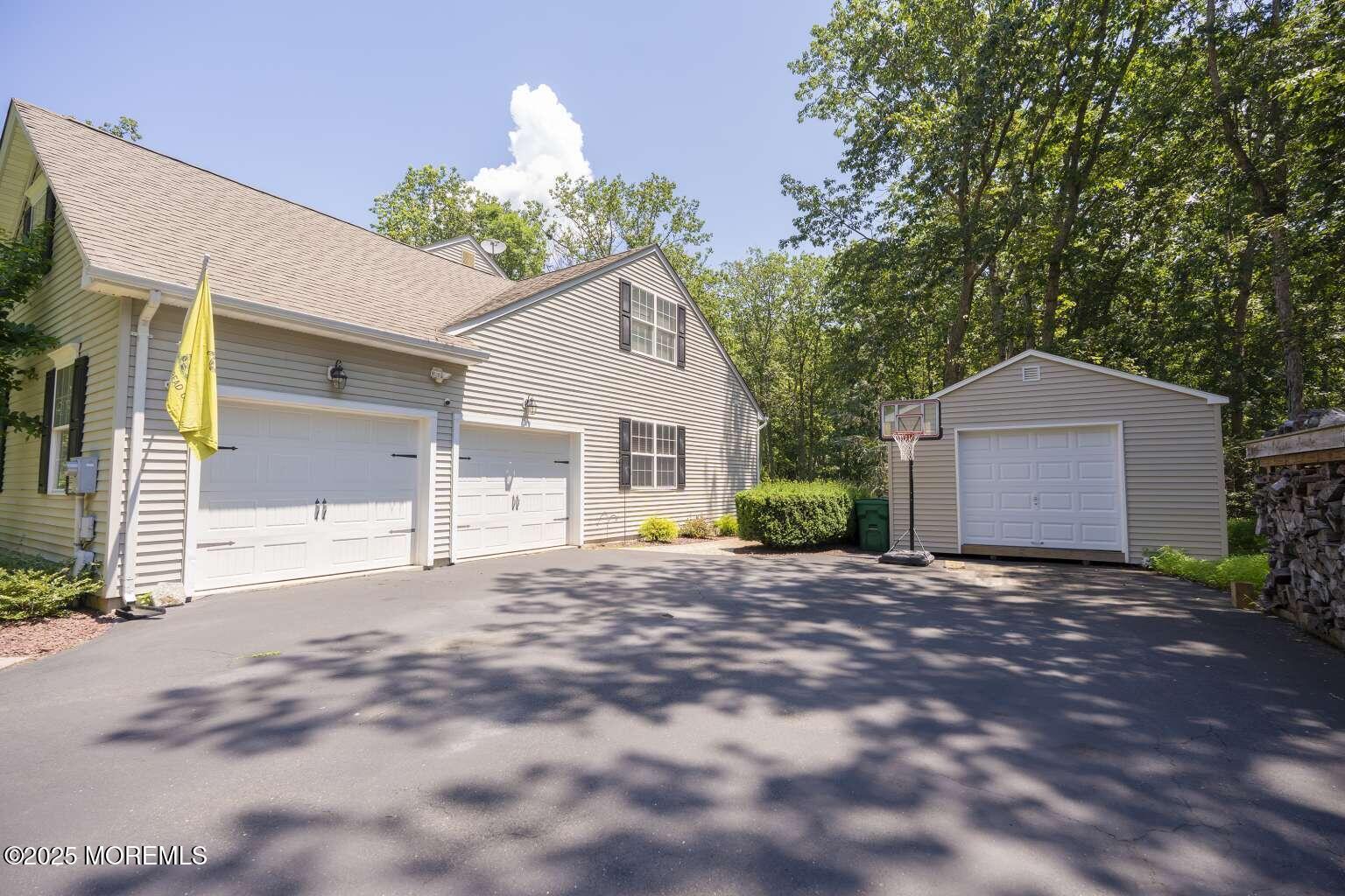 Property Photo: 12 Oak Leaf Drive NJ 08533