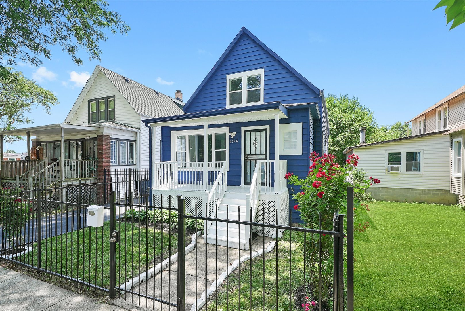 Property Photo:  8546 S Lowe Avenue  IL 60620 