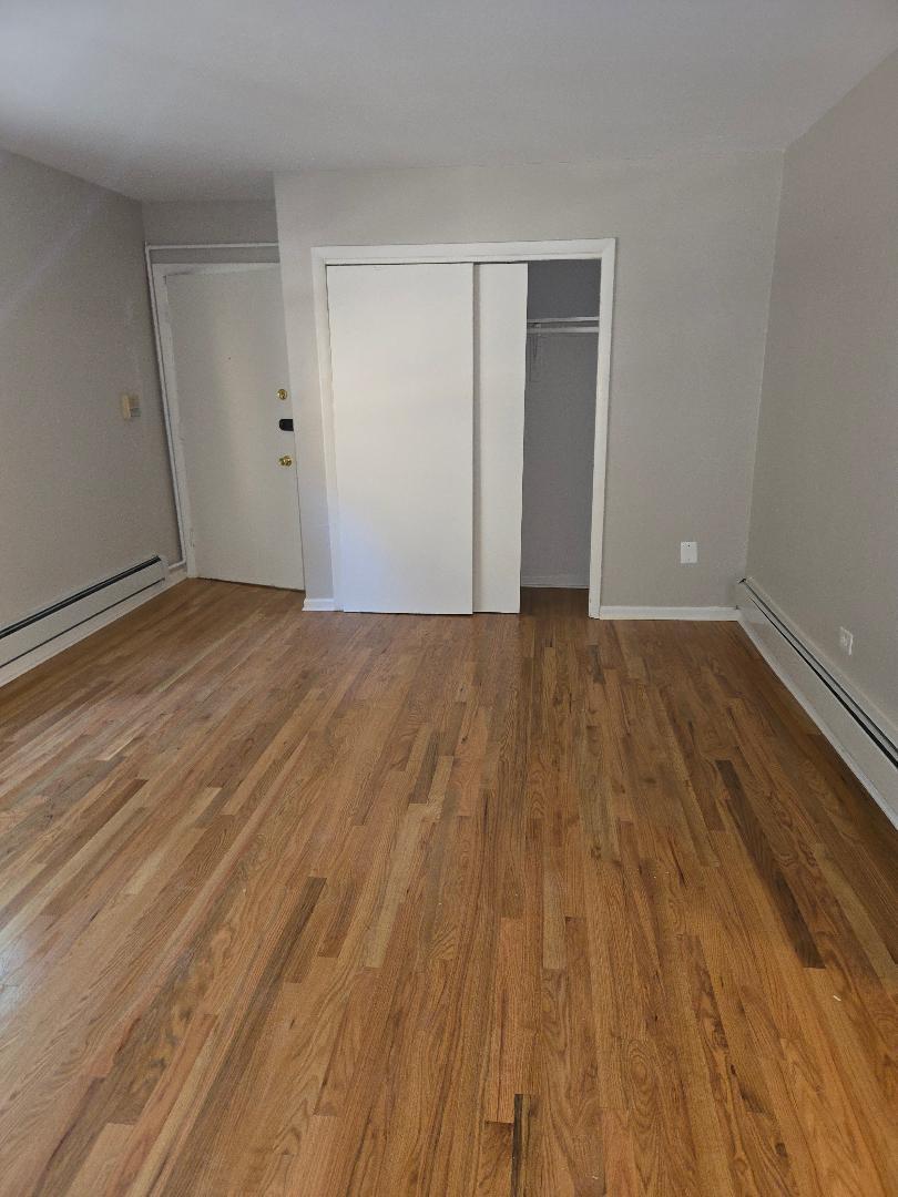 Property Photo: 1714 W Touhy Avenue D1n IL 60626