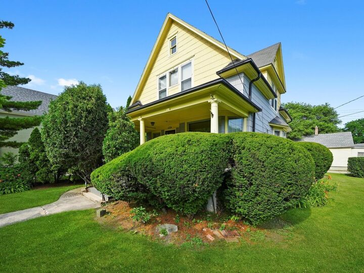Property Photo:  31 Bluff Avenue  IL 60525 