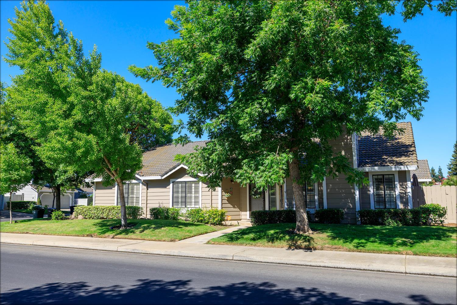 Property Photo: 3537 Regency Park Drive CA 95356