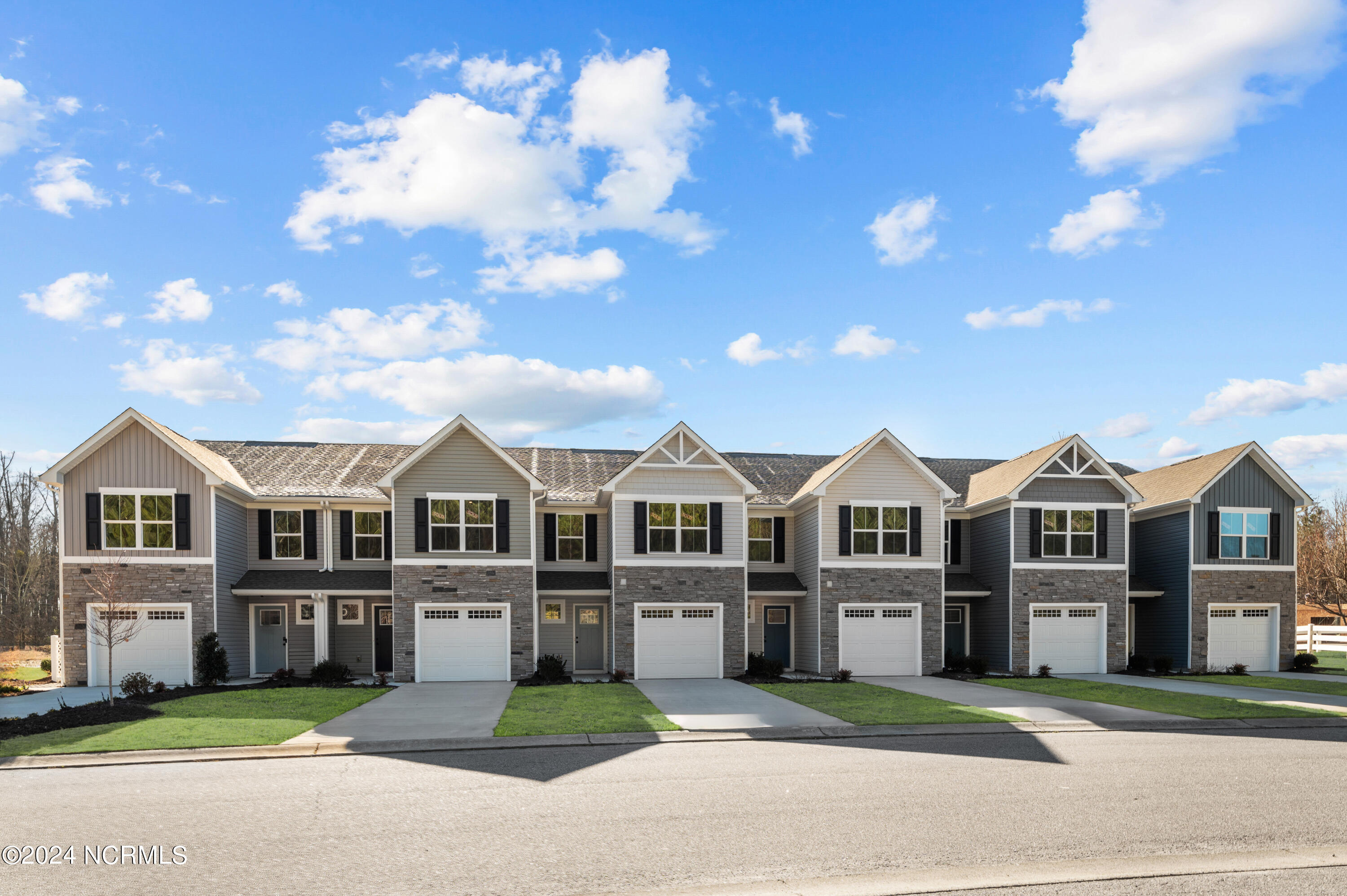 3101 Penguin Circle  Elizabeth City NC 27909 photo