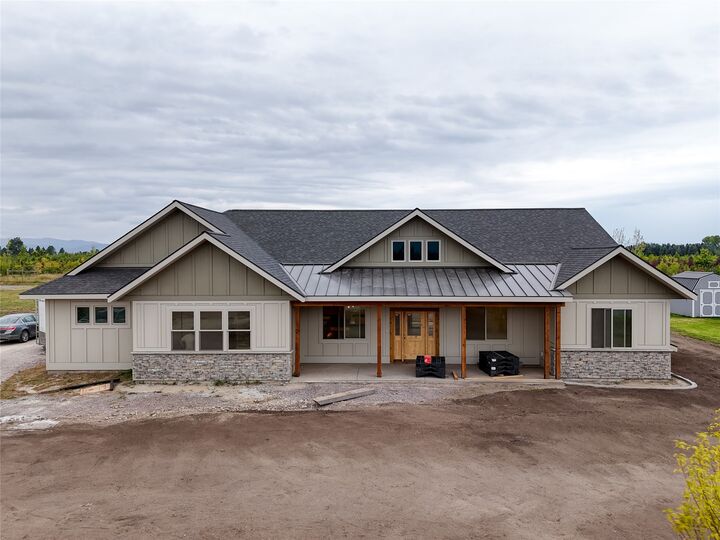 Property Photo:  375 Jefferson Street  MT 59901 