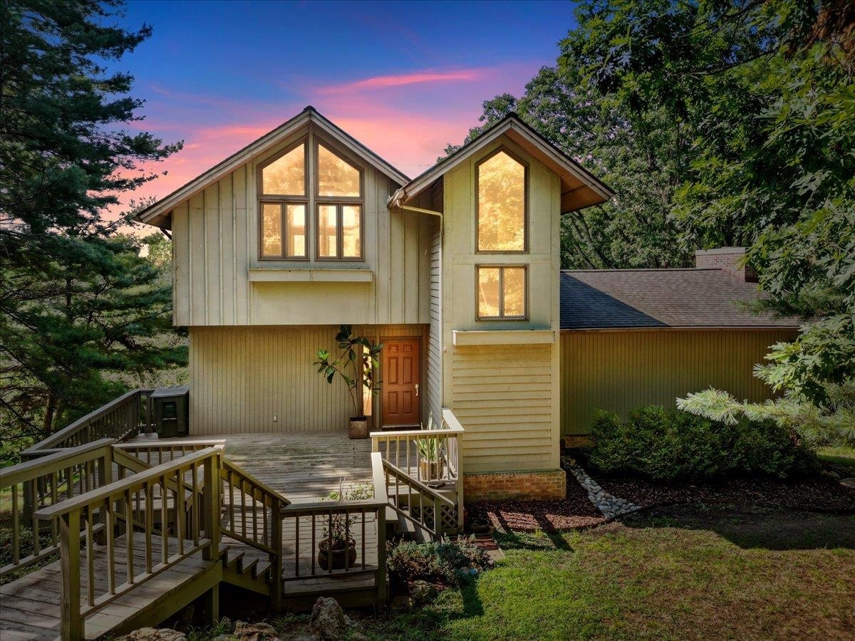 Property Photo: 607 High Meadow Drive VA 24060