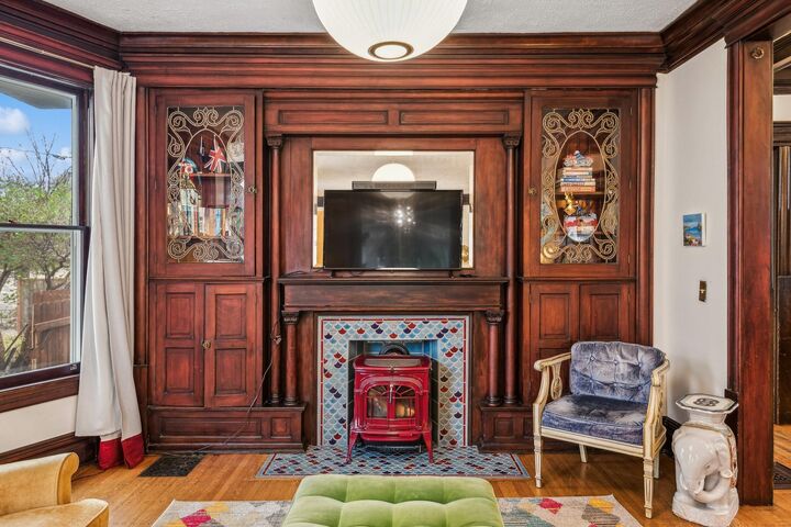 Property Photo: 2742 Dupont Avenue S MN 55408