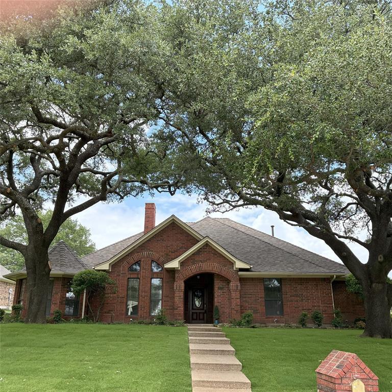 Property Photo: 1675 Shores Boulevard TX 75087