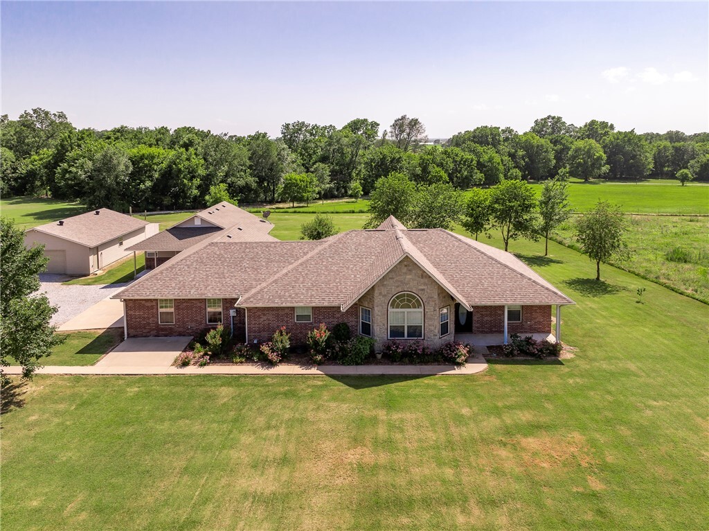 Property Photo: 19253 Highway 16 AR 72761