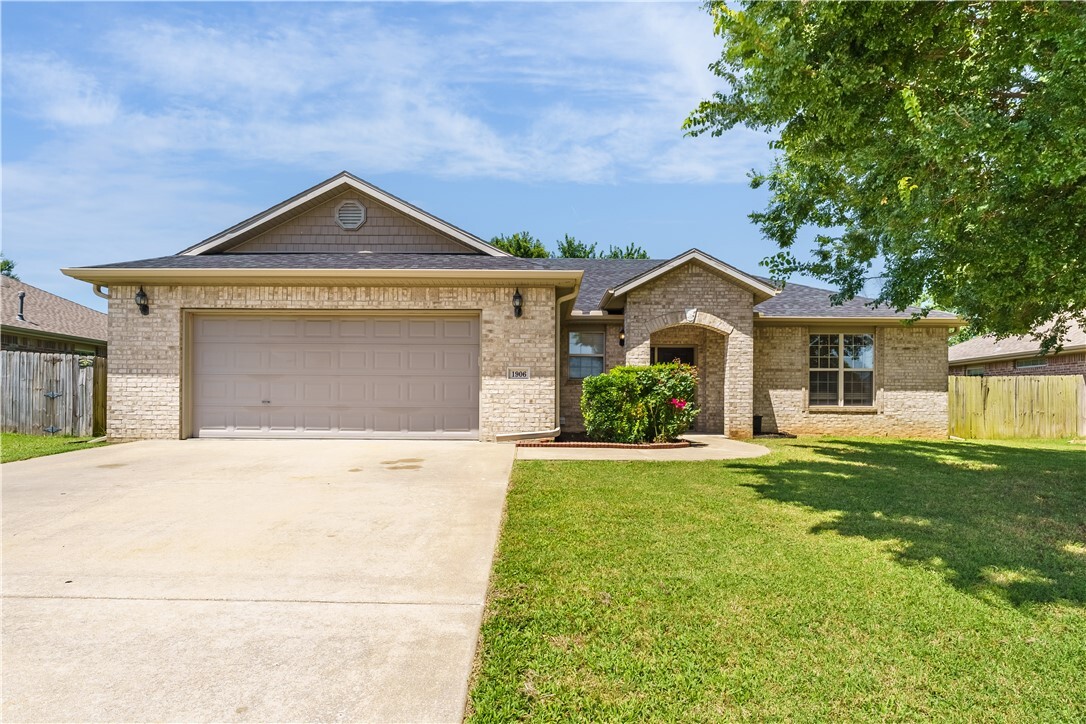 1906 Elington Street  Bentonville AR 72713 photo