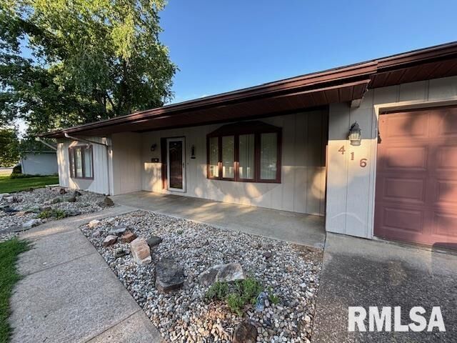 Property Photo: 416 Park Lane IL 62948