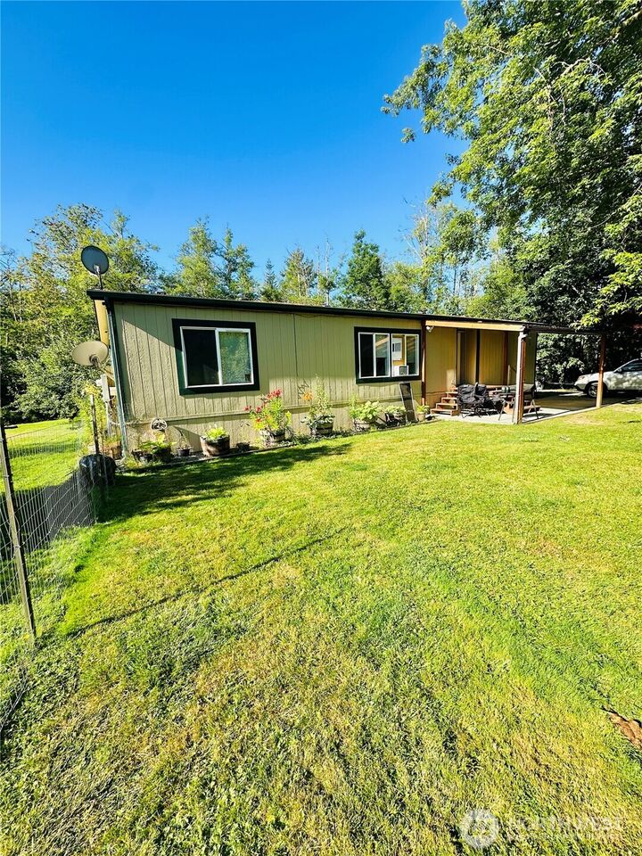 Property Photo: 3435 N Old Highway 99 Road WA 98233