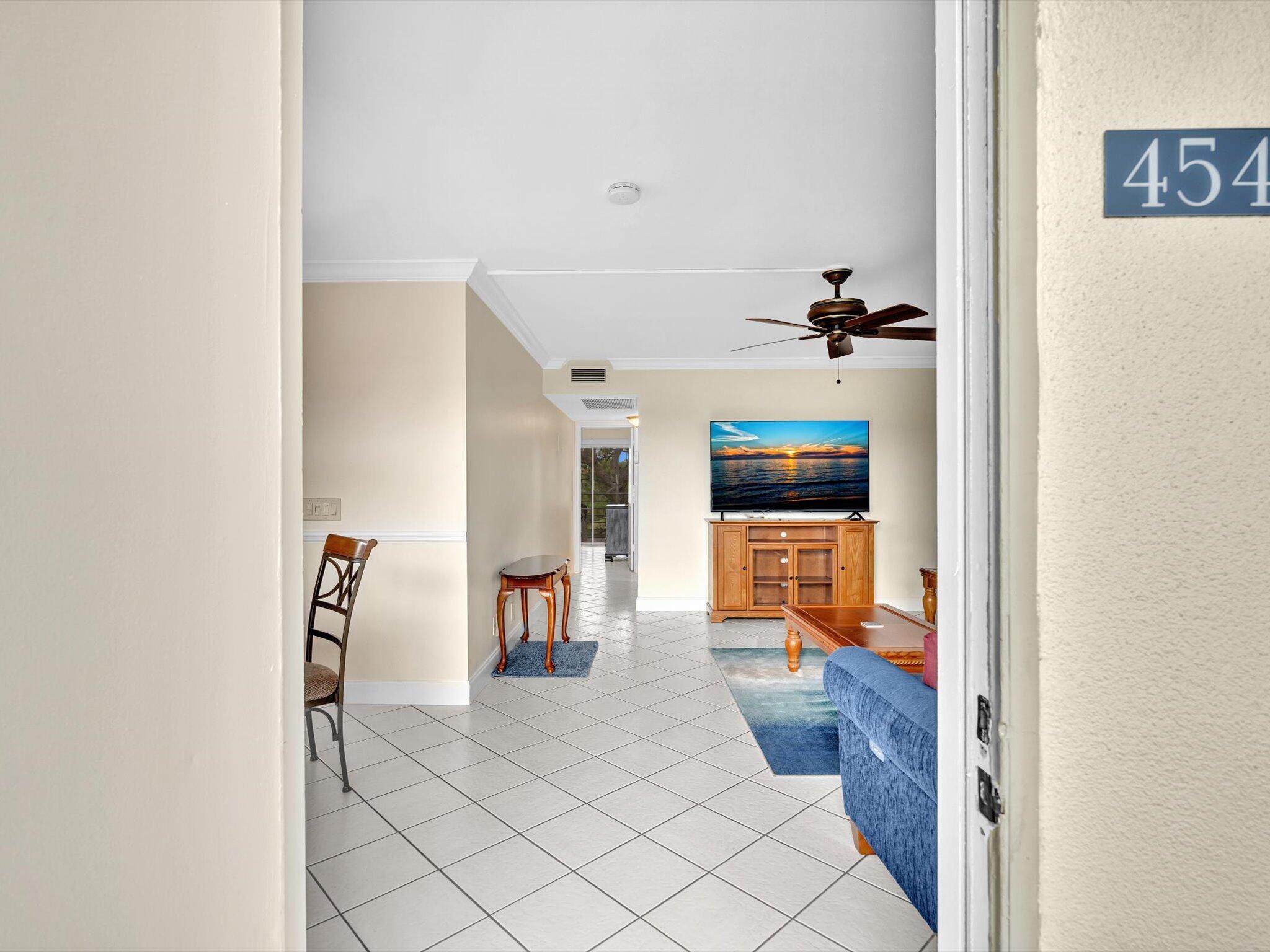 Property Photo: 454 Grantham C 454 FL 33442