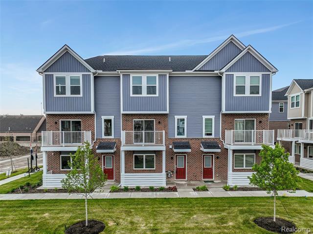 Property Photo: 4840 Parkside Lane MI 48085