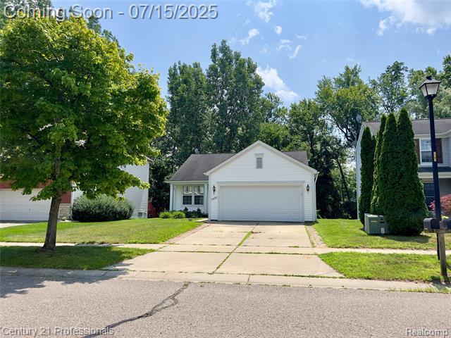 Property Photo: 1631 Valdosta Circle MI 48340