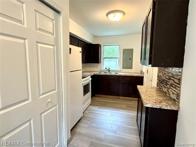 Property Photo: 35209 Sheridan Avenue MI 48185
