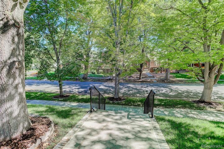 Property Photo:  711 S Vine  CO 80209 