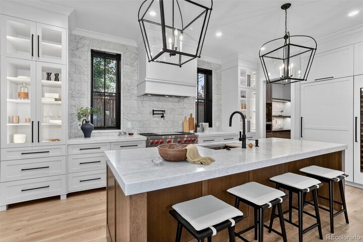 Property Photo:  711 S Vine  CO 80209 