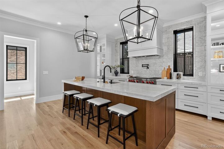 Property Photo:  711 S Vine  CO 80209 