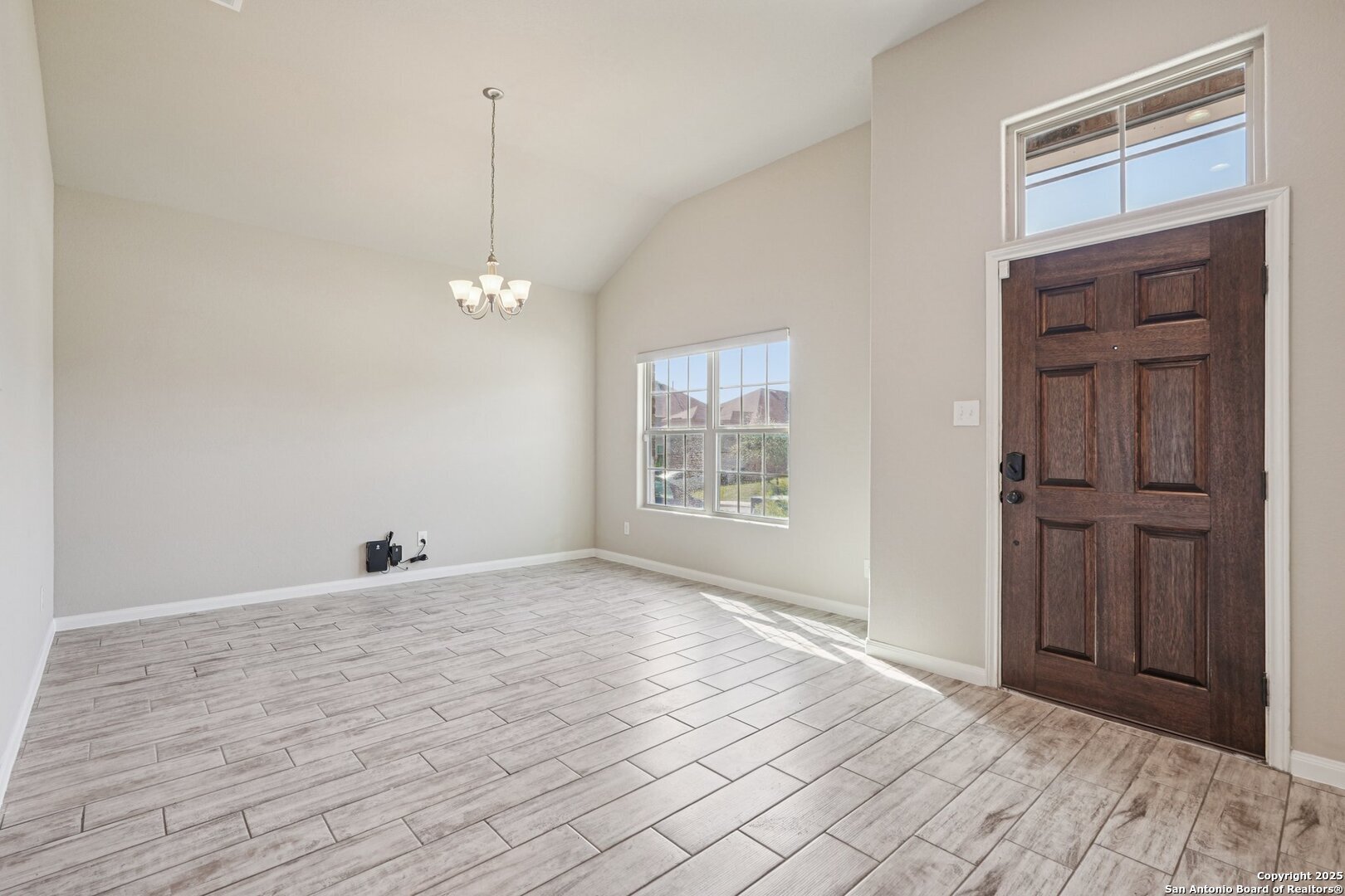 Property Photo: 6219 Alta Puerta TX 78247