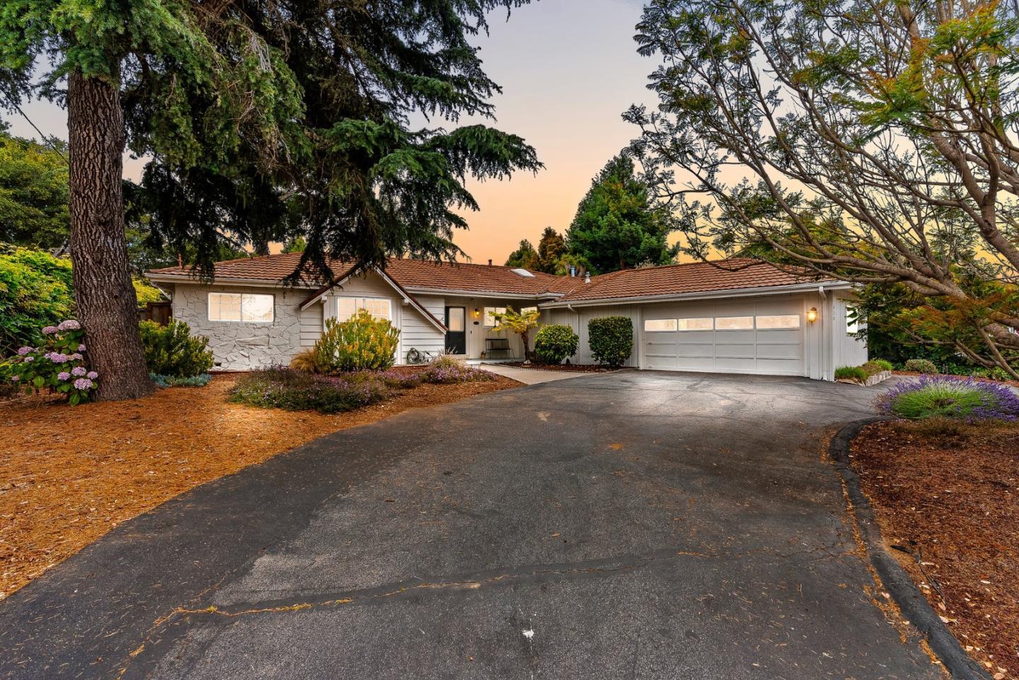 Property Photo: 630 Baltusrol Drive CA 95003
